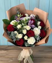 Букет цветов из:  Розы и Альстромерии в Новом Сулаке