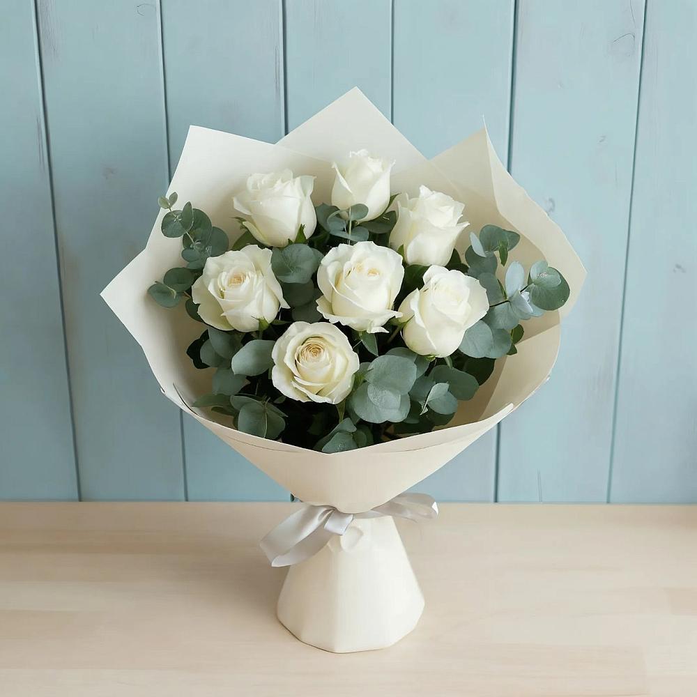 Букет Белые розы в Эвкалипте в Новом Сулаке