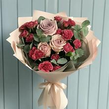 Букет цветов из:  Гвоздики и Розы в Новом Сулаке